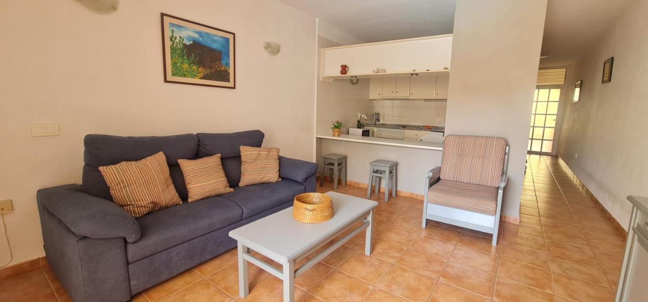 Vivienda Vacacional Marineda Sol Con Piscina El Medano Kültér fotó